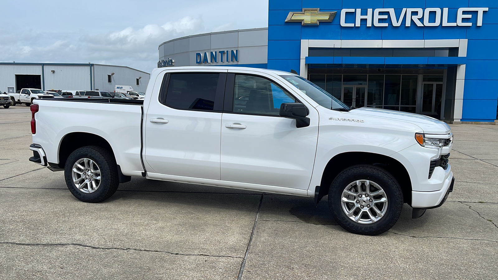 2024 Chevrolet Silverado 1500 RST 1