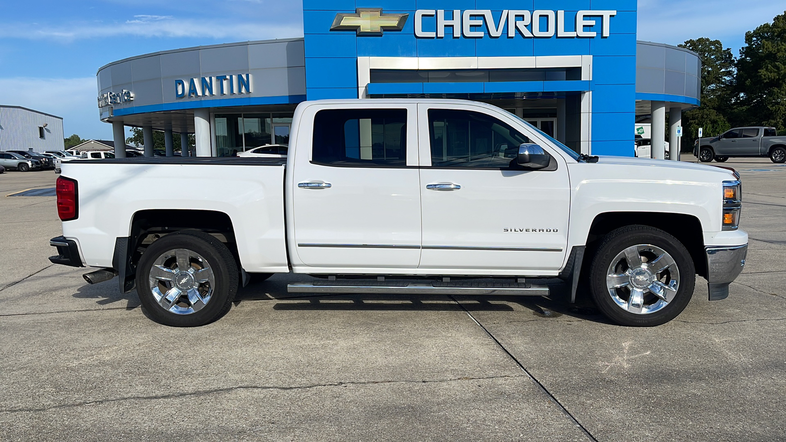 2014 Chevrolet Silverado 1500 LTZ 25