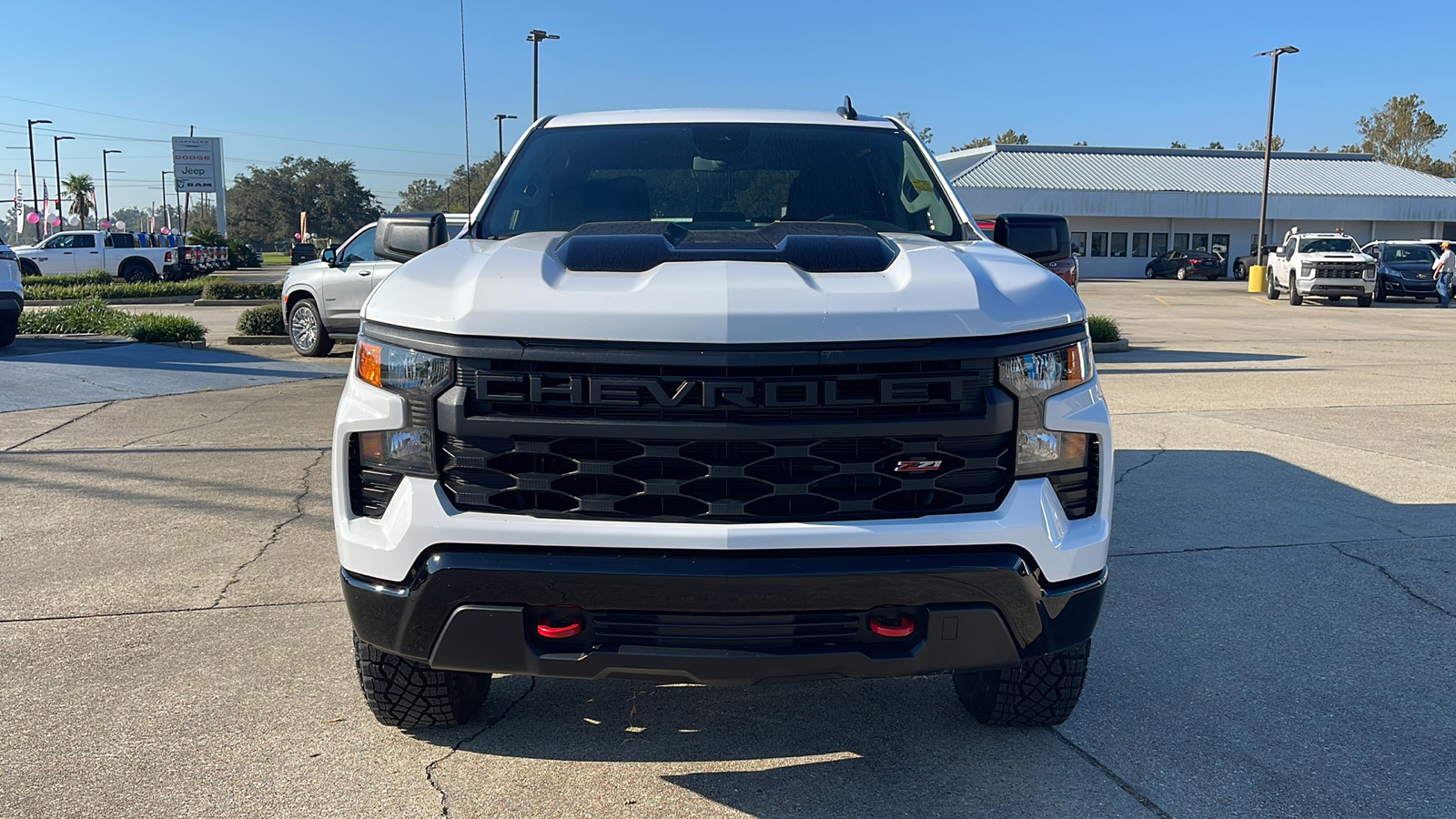 2024 Chevrolet Silverado 1500 Custom Trail Boss 2