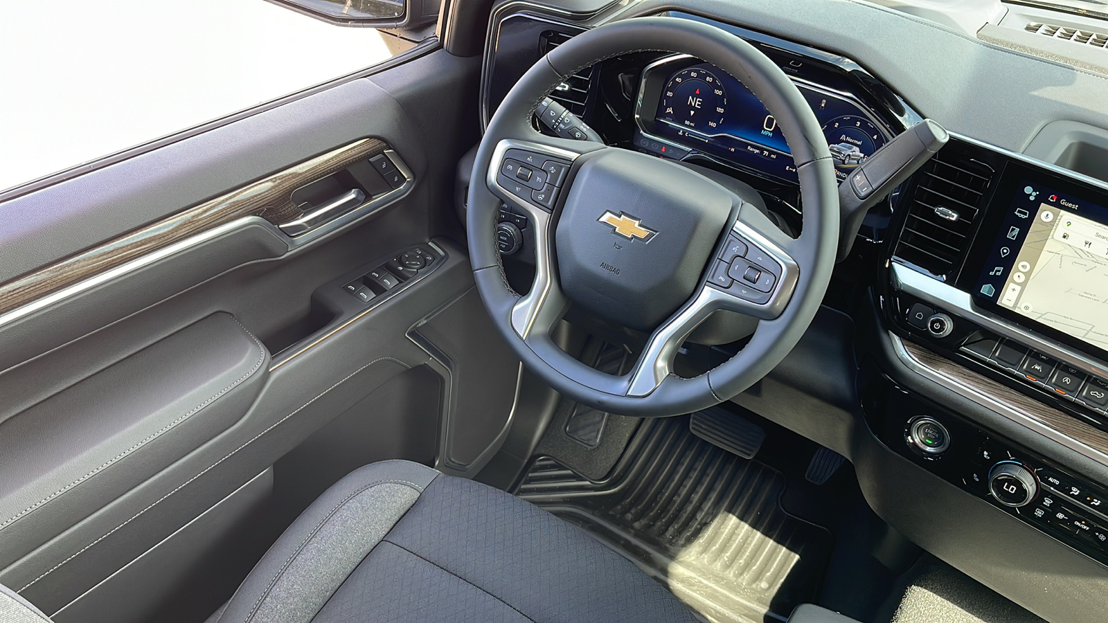 2024 Chevrolet Silverado 1500 LT 7