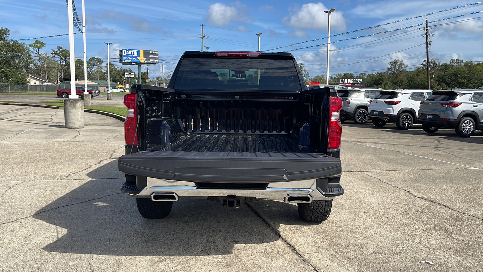 2024 Chevrolet Silverado 1500 LT 25