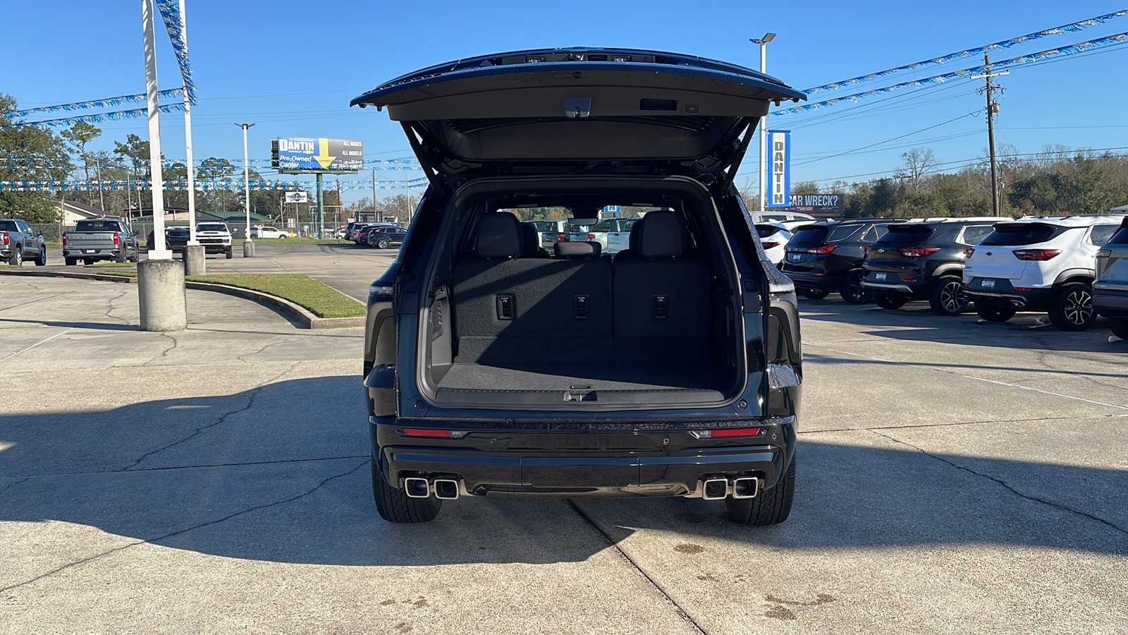 2025 Chevrolet Traverse RS 28