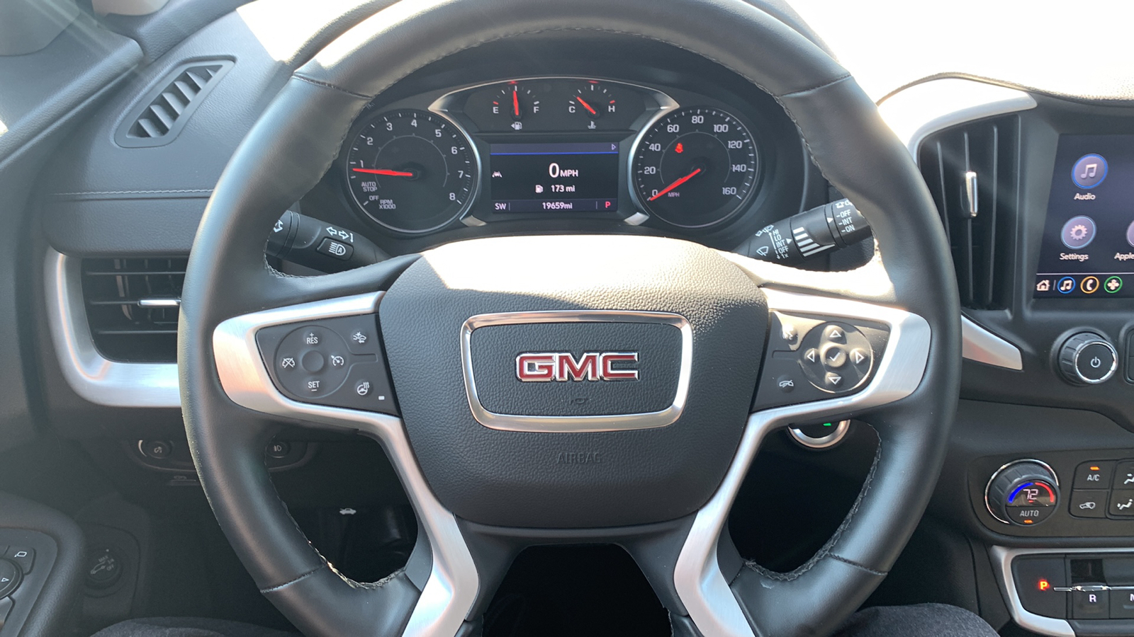 2023 GMC Terrain SLT 12