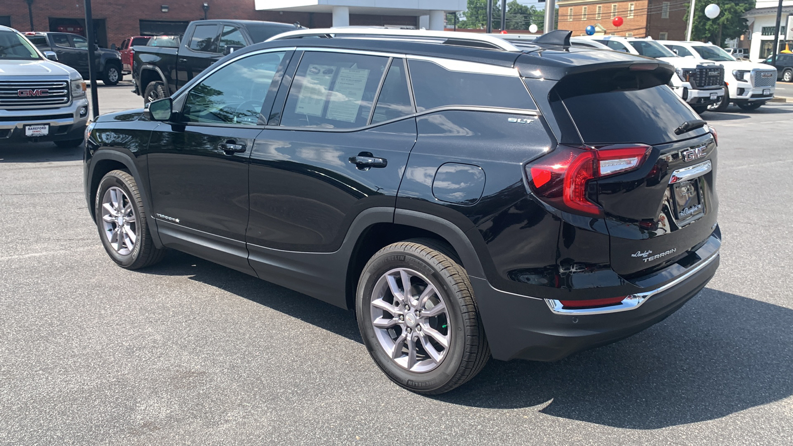 2023 GMC Terrain SLT 26