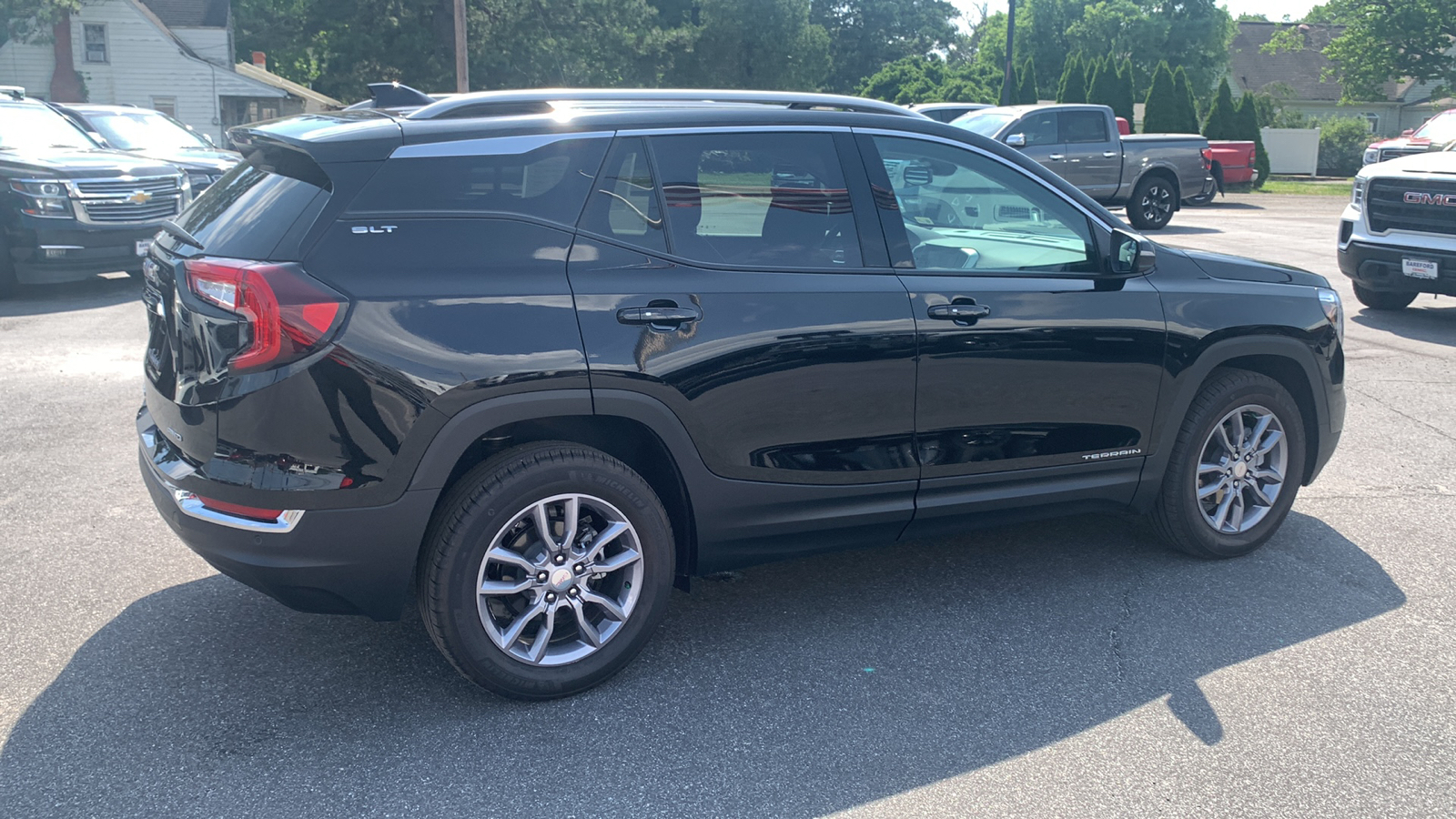 2023 GMC Terrain SLT 31