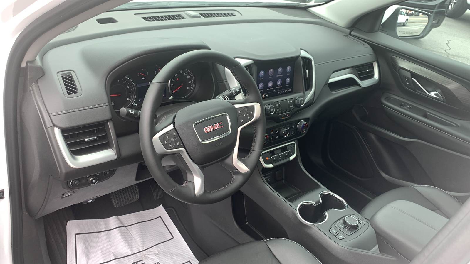 2024 GMC Terrain SLT 8