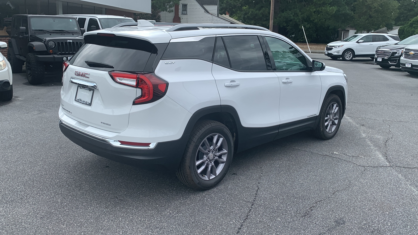 2024 GMC Terrain SLT 28