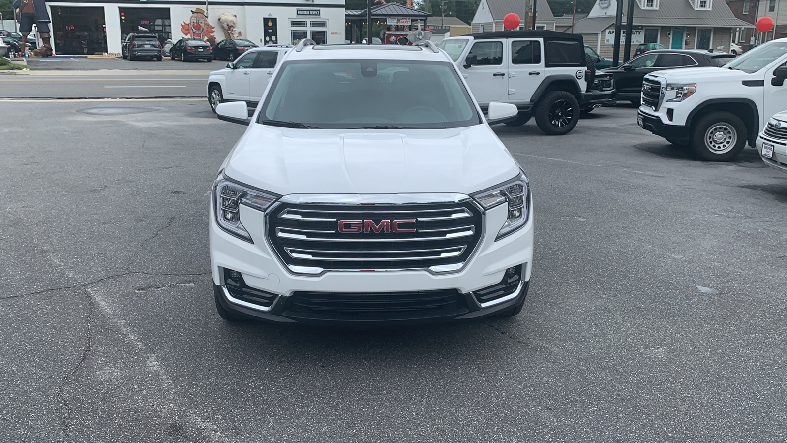 2024 GMC Terrain SLT 32