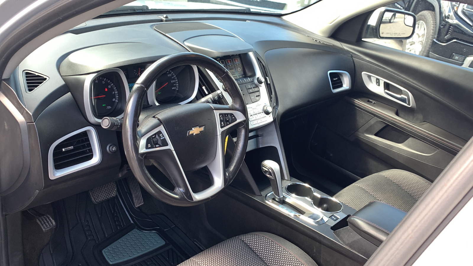 2013 Chevrolet Equinox LT 9