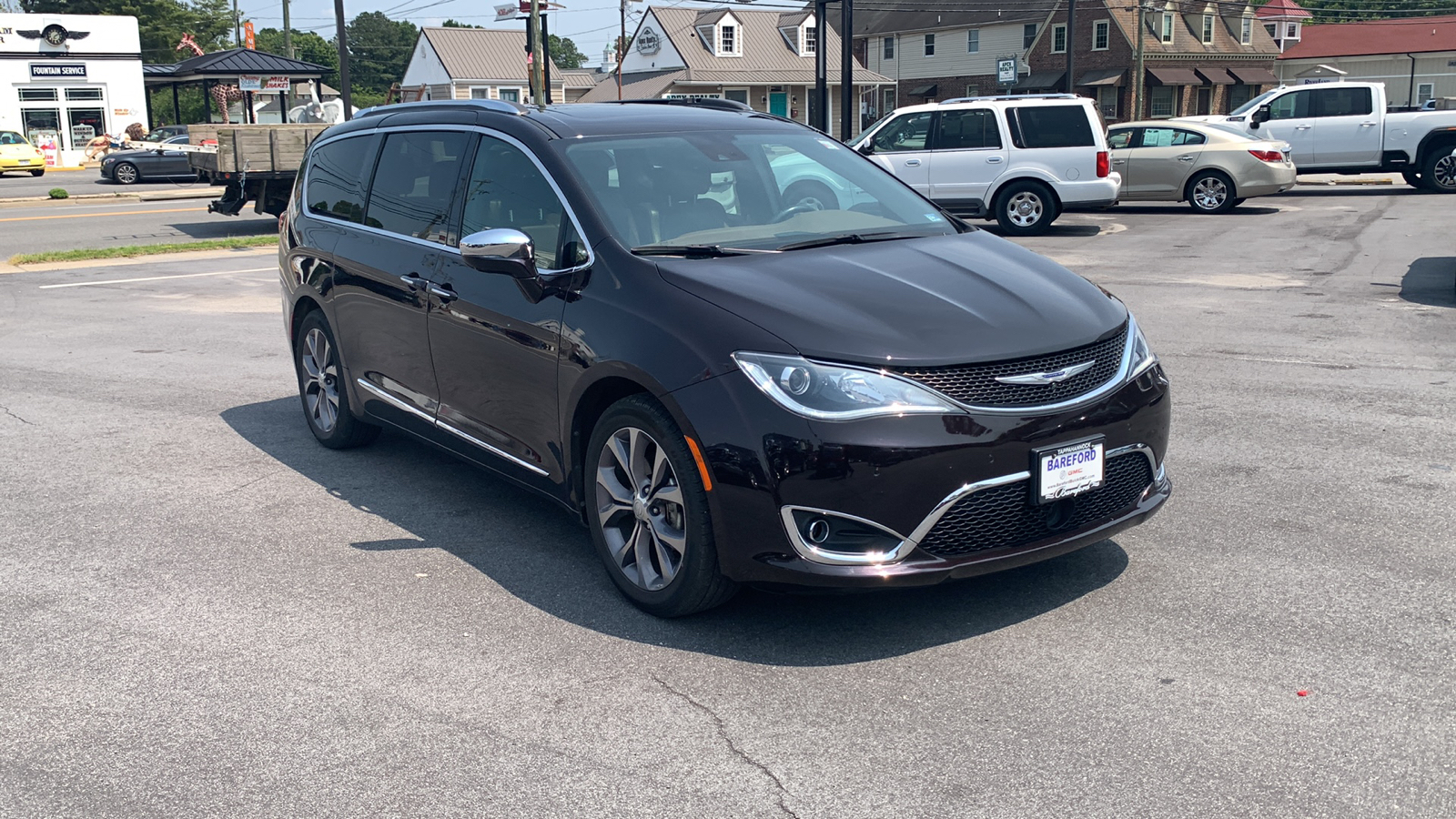2019 Chrysler Pacifica Limited 32