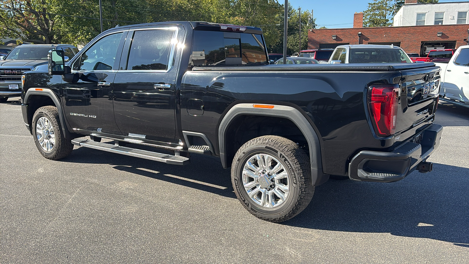 2022 GMC Sierra 3500HD Denali 32