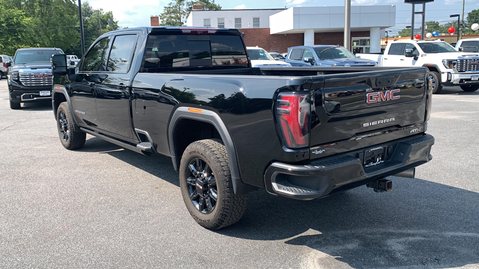 2024 GMC Sierra 3500HD AT4 33