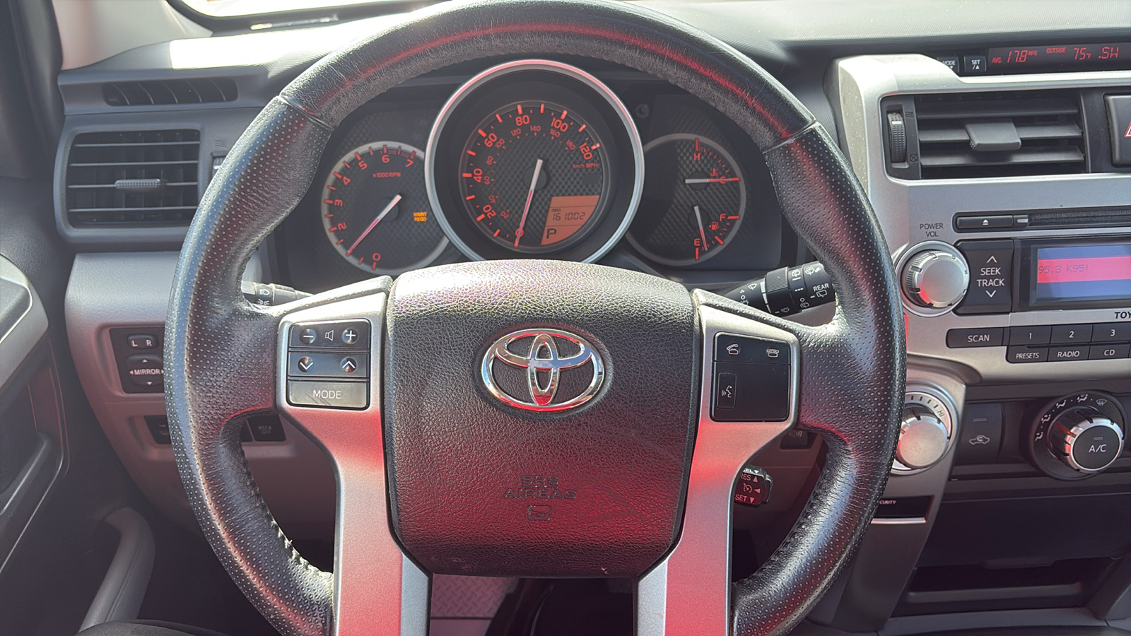 2011 Toyota 4Runner SR5 13