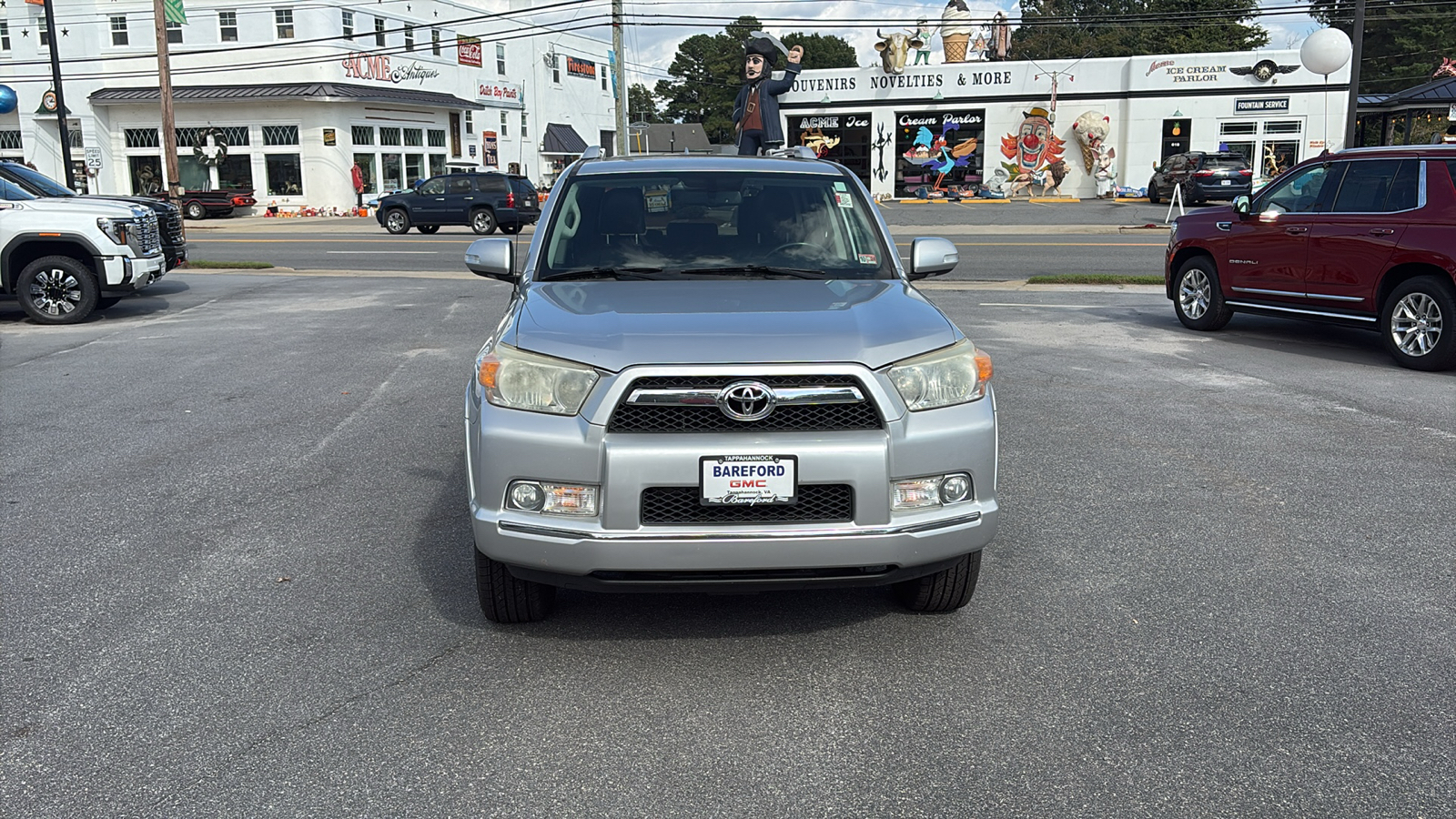 2011 Toyota 4Runner SR5 32