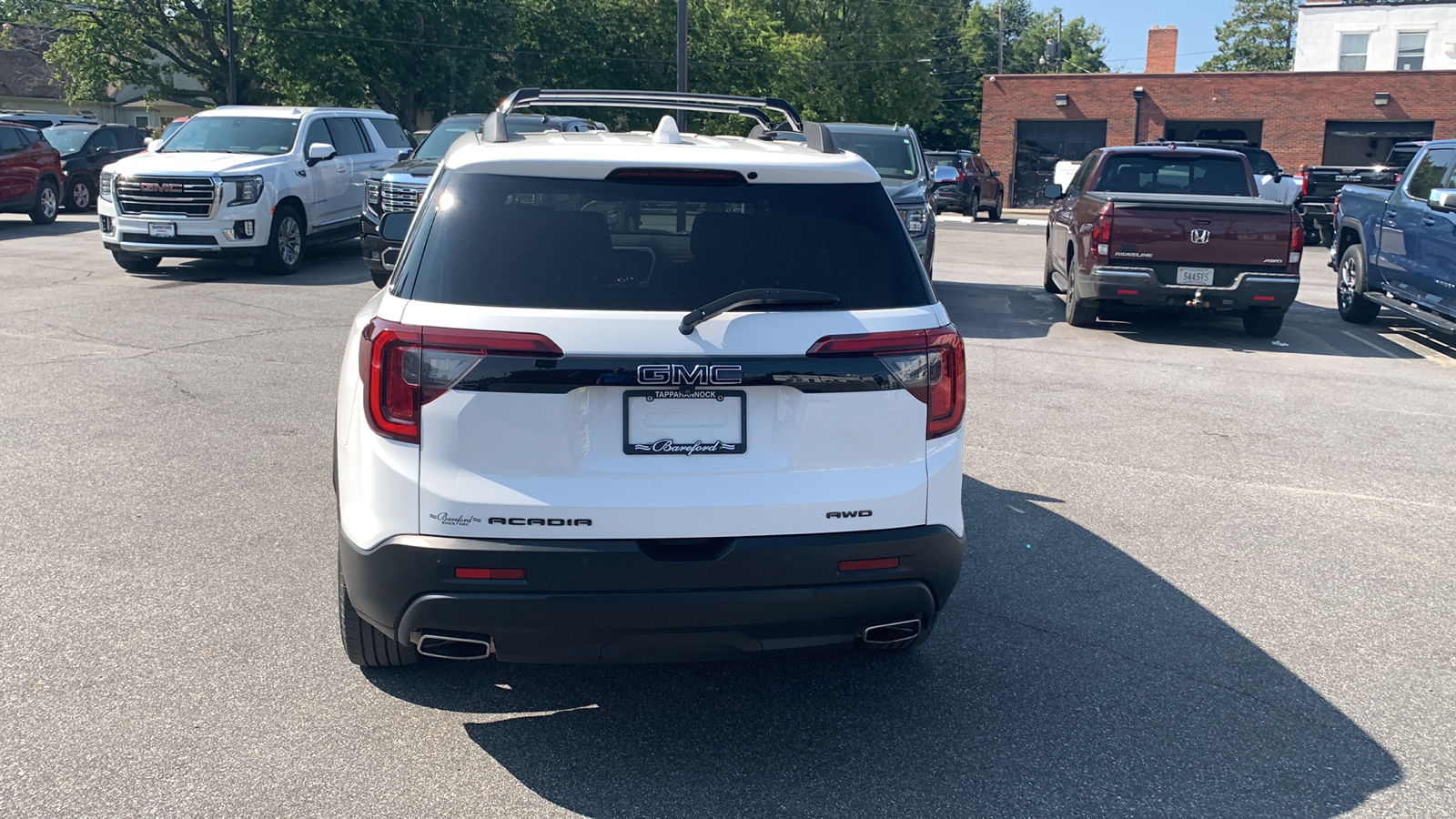 2022 GMC Acadia SLE 28