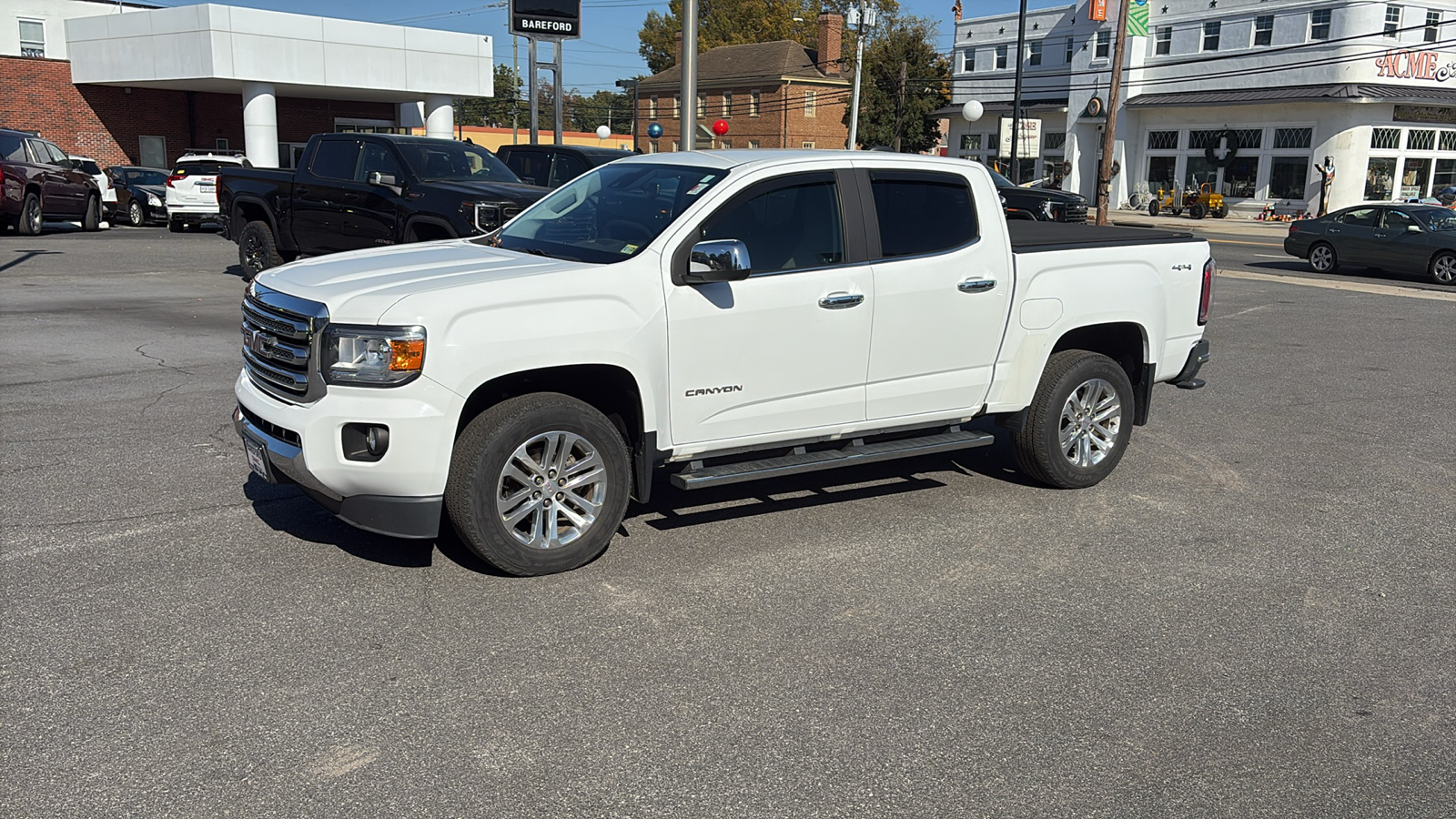 2019 GMC Canyon 4WD SLT 2