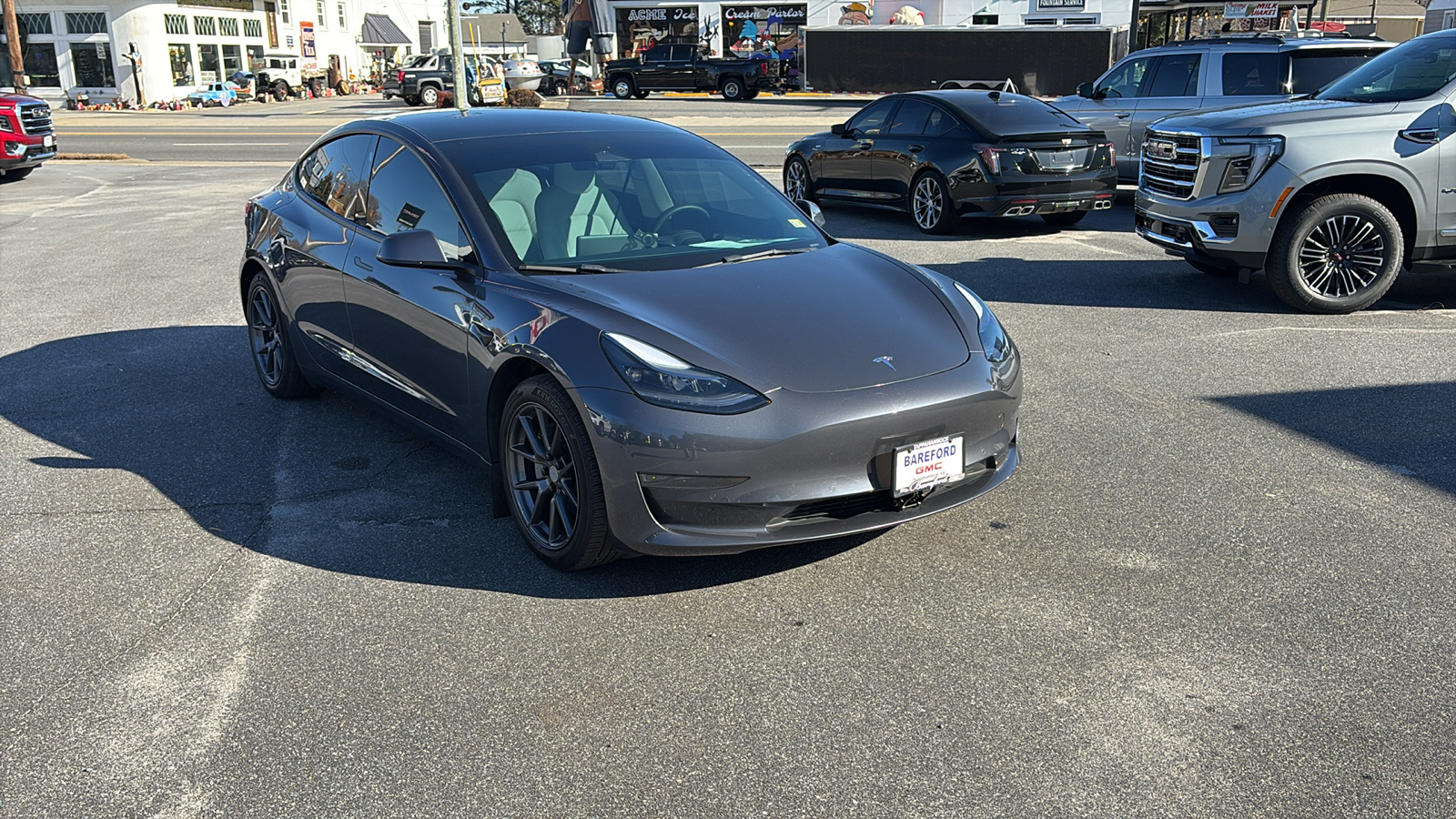 2022 Tesla Model 3  25