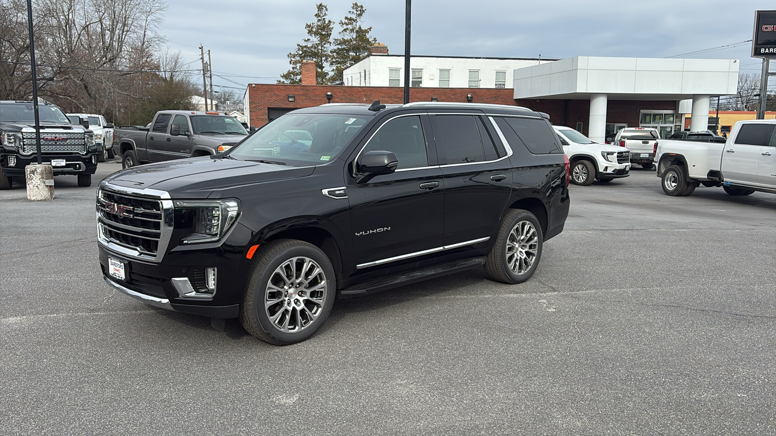 2022 GMC Yukon SLT 2