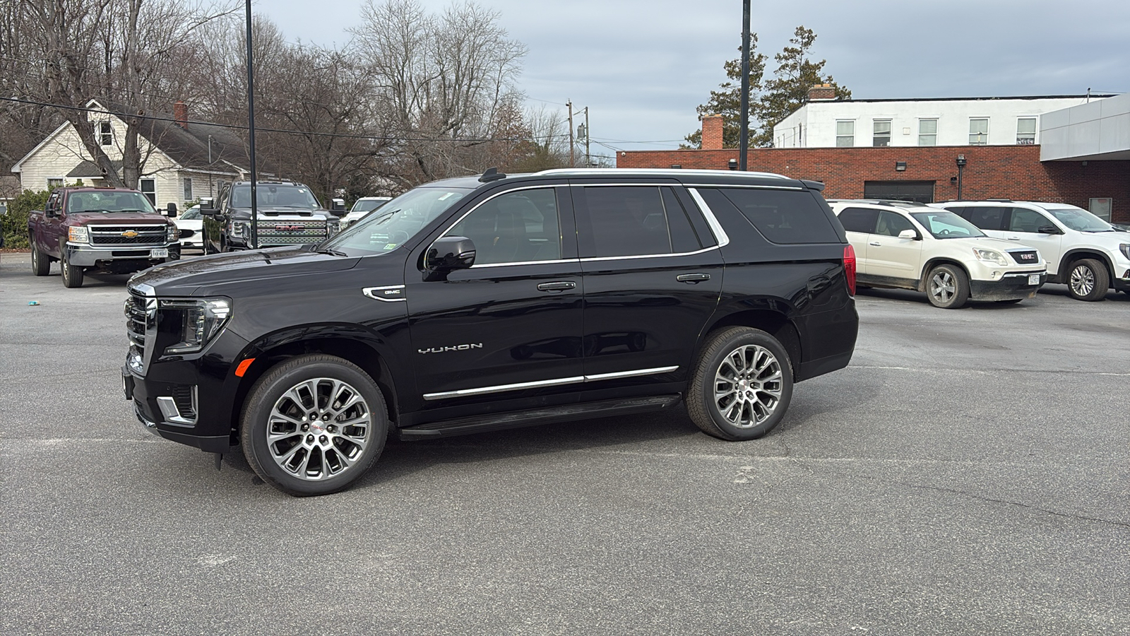 2022 GMC Yukon SLT 3