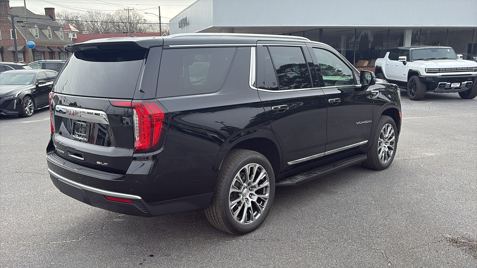 2022 GMC Yukon SLT 37