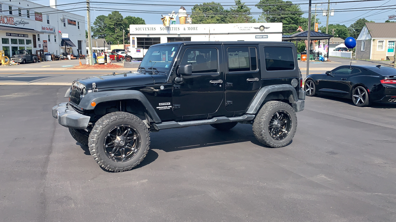 2012 Jeep Wrangler Unlimited Freedom Edition 2