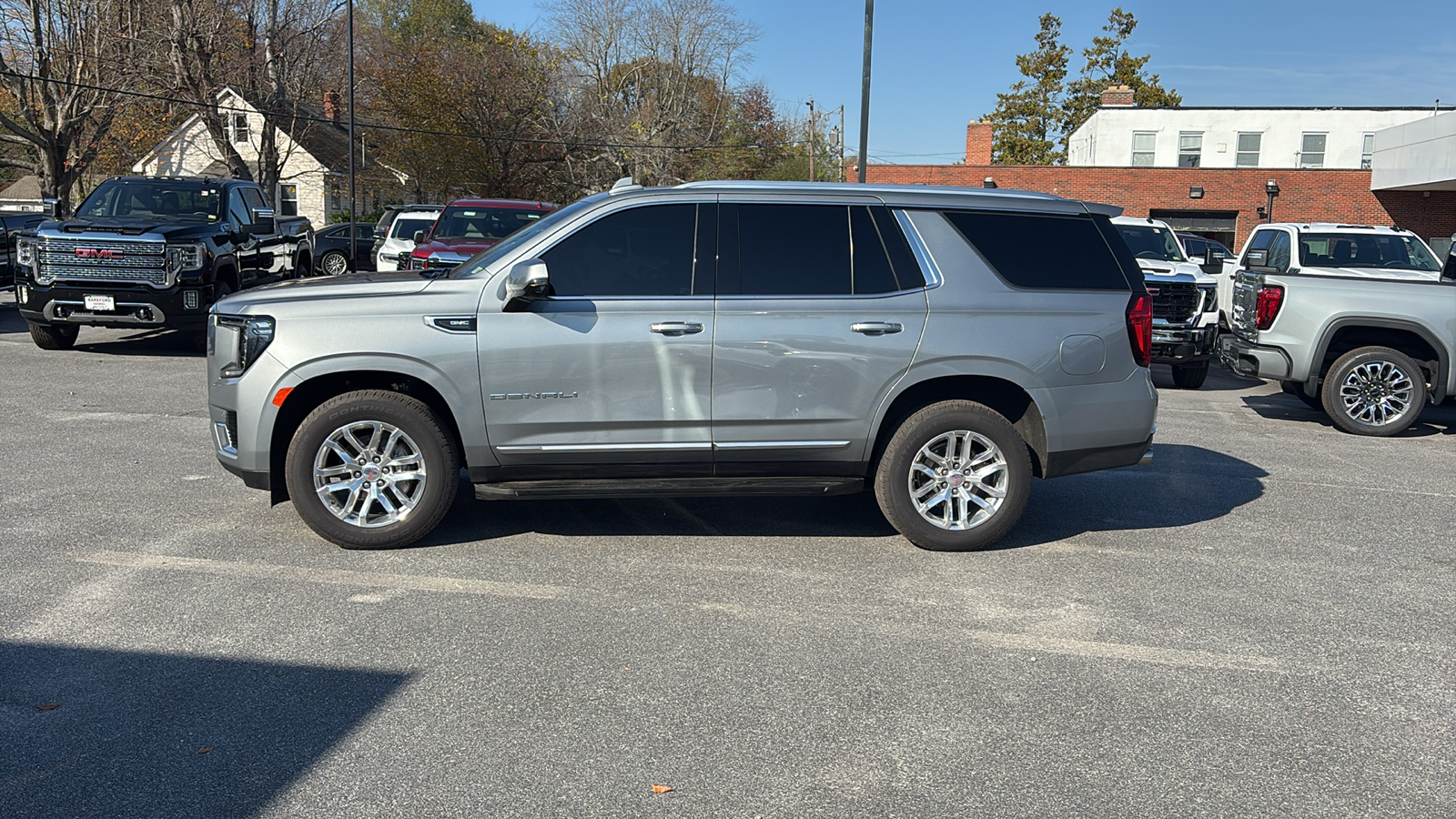 2023 GMC Yukon Denali 3