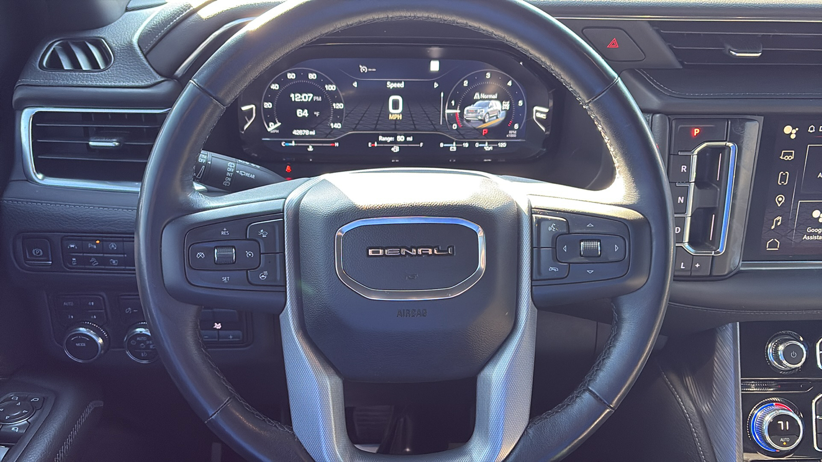 2023 GMC Yukon Denali 12