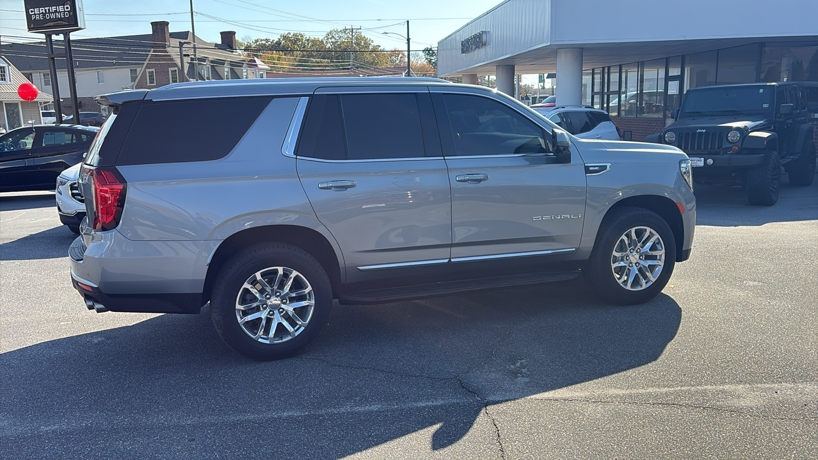 2023 GMC Yukon Denali 31