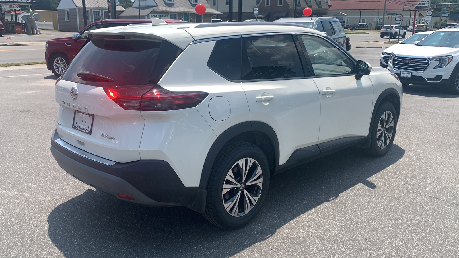 2021 Nissan Rogue SV 30