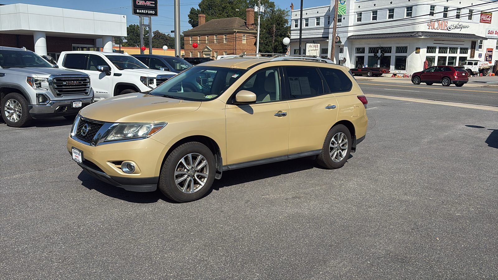 2013 Nissan Pathfinder Platinum 2