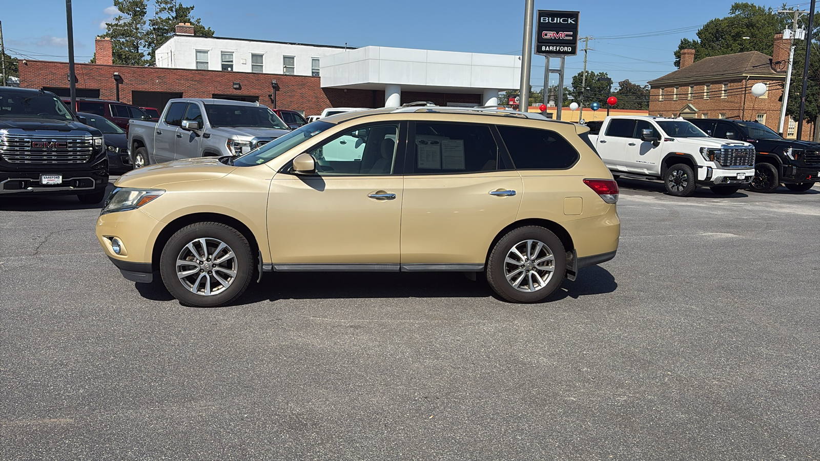 2013 Nissan Pathfinder Platinum 3