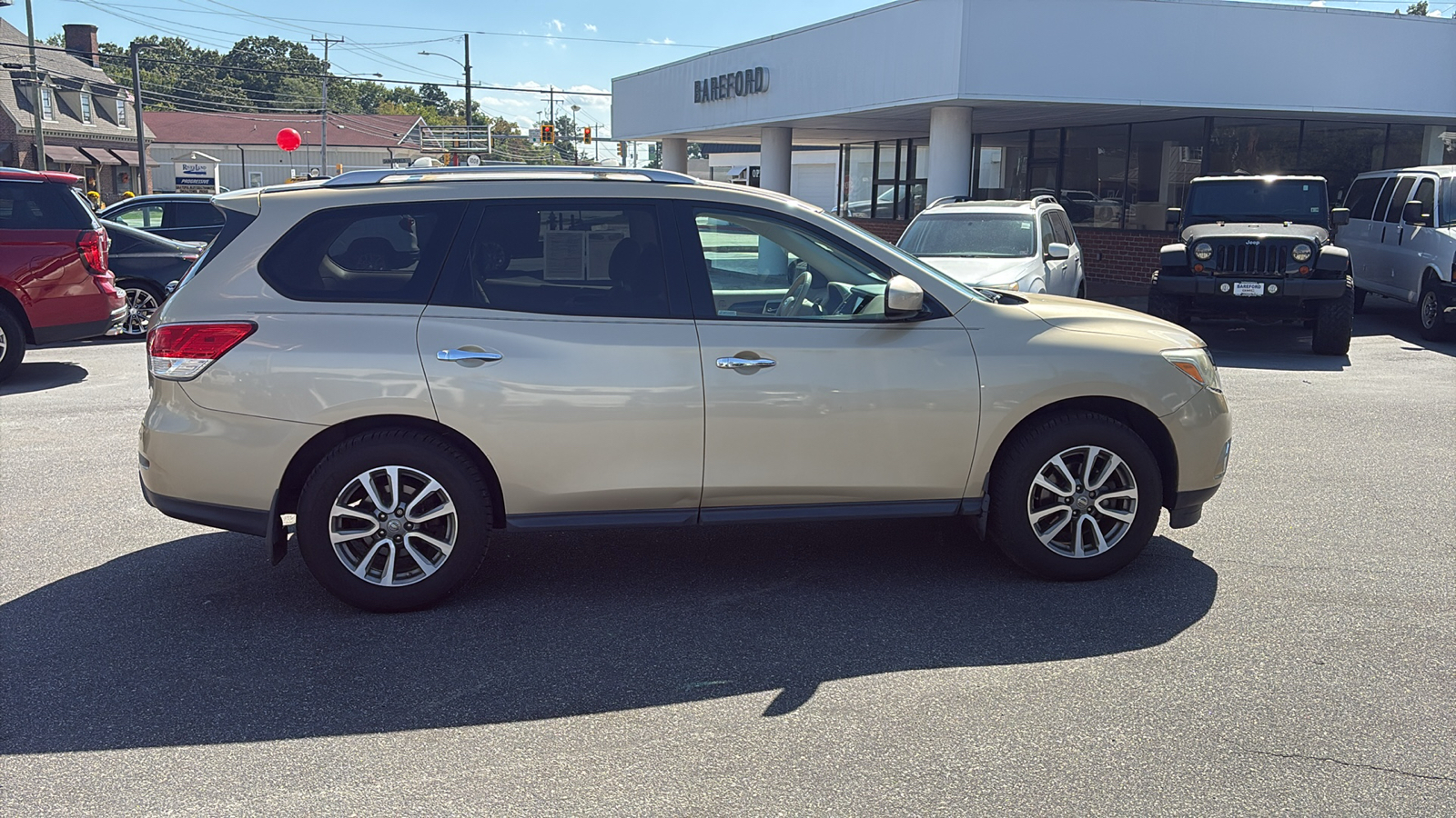 2013 Nissan Pathfinder Platinum 29