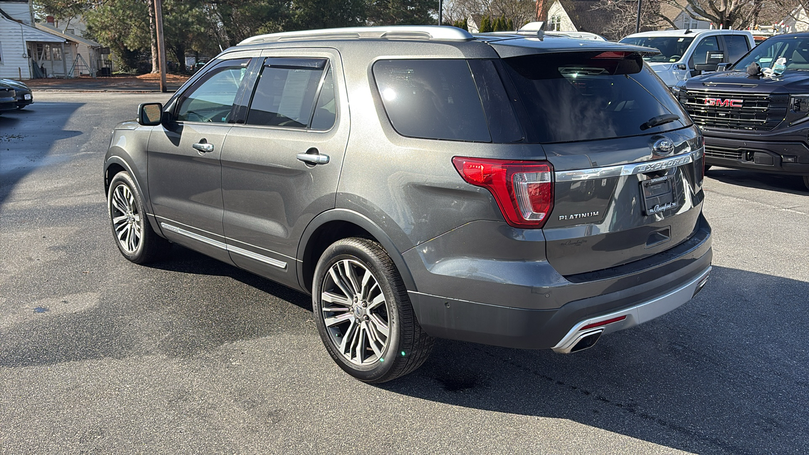 2017 Ford Explorer Platinum 27