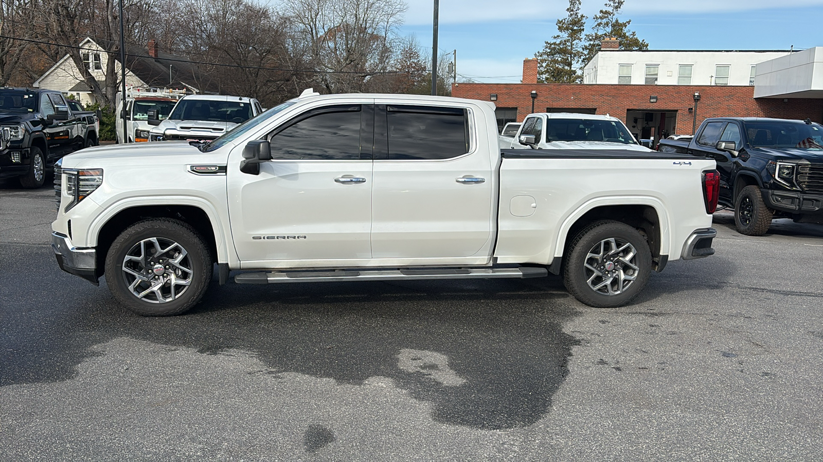 2024 GMC Sierra 1500 SLT 4