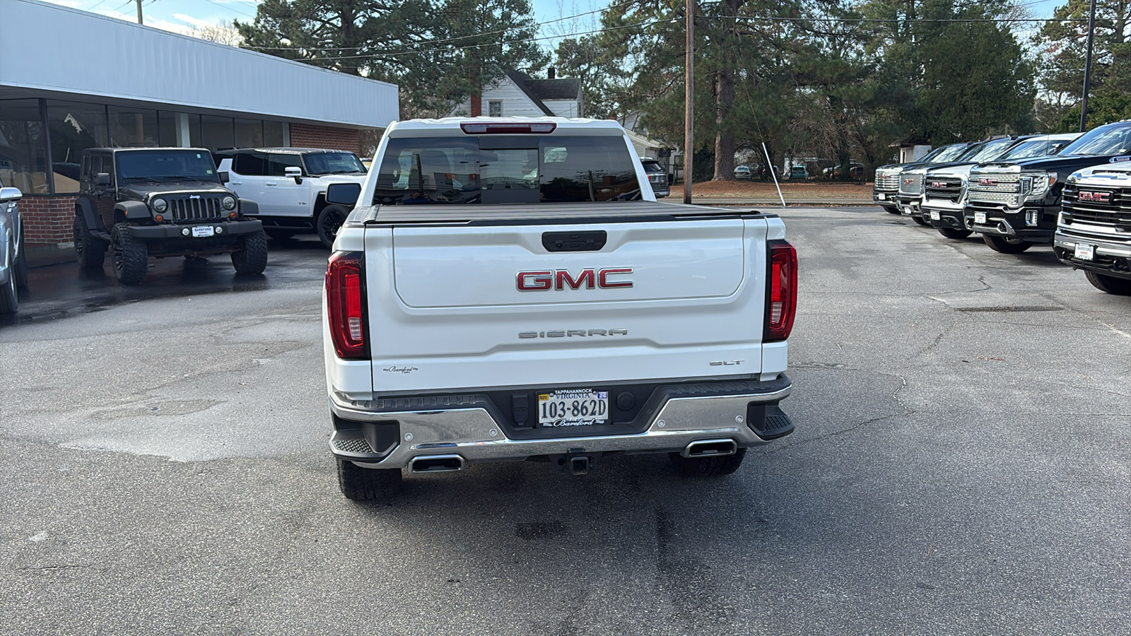 2024 GMC Sierra 1500 SLT 33