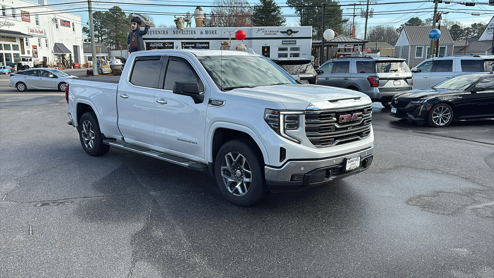 2024 GMC Sierra 1500 SLT 40