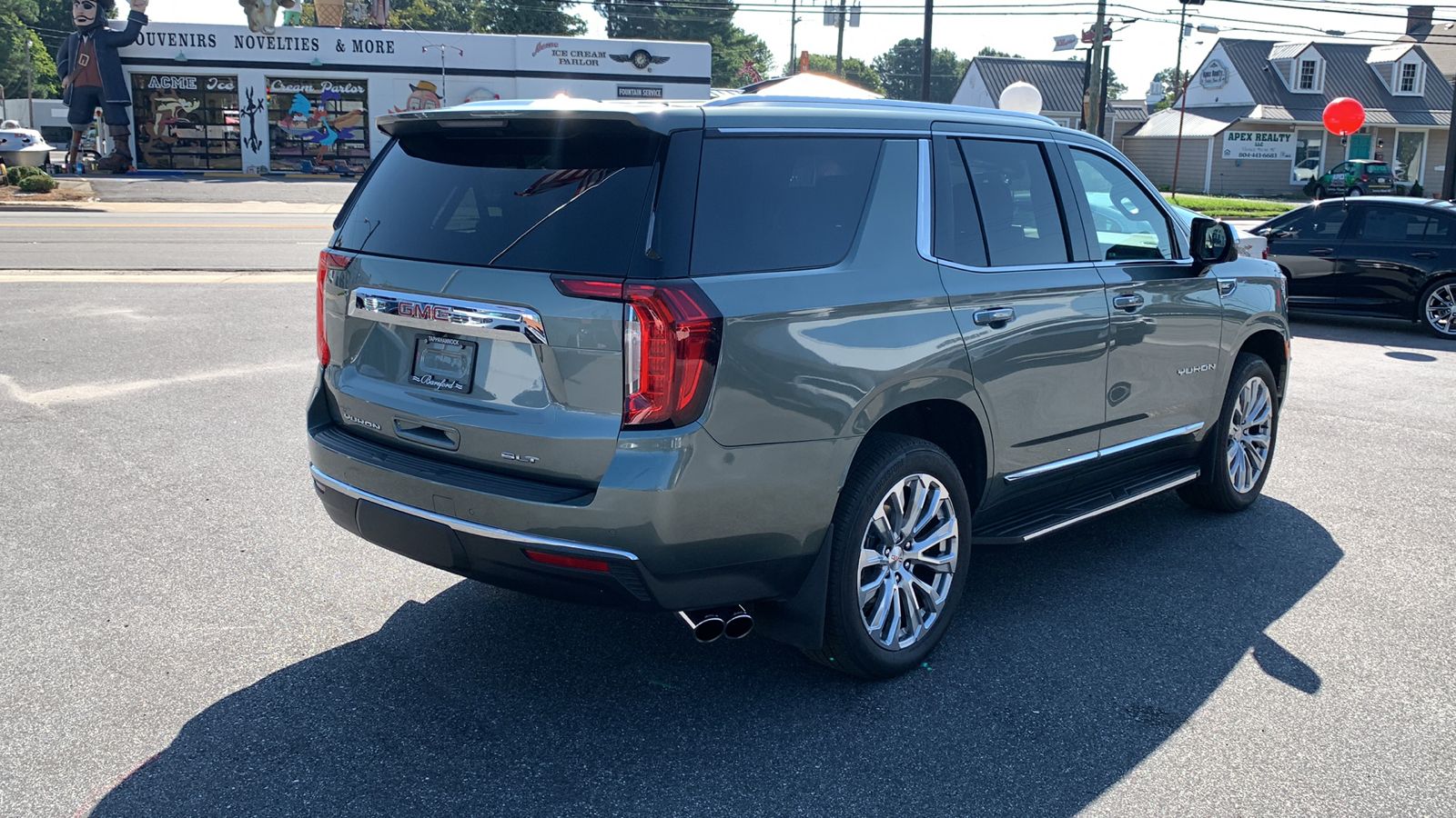 2024 GMC Yukon SLT 31