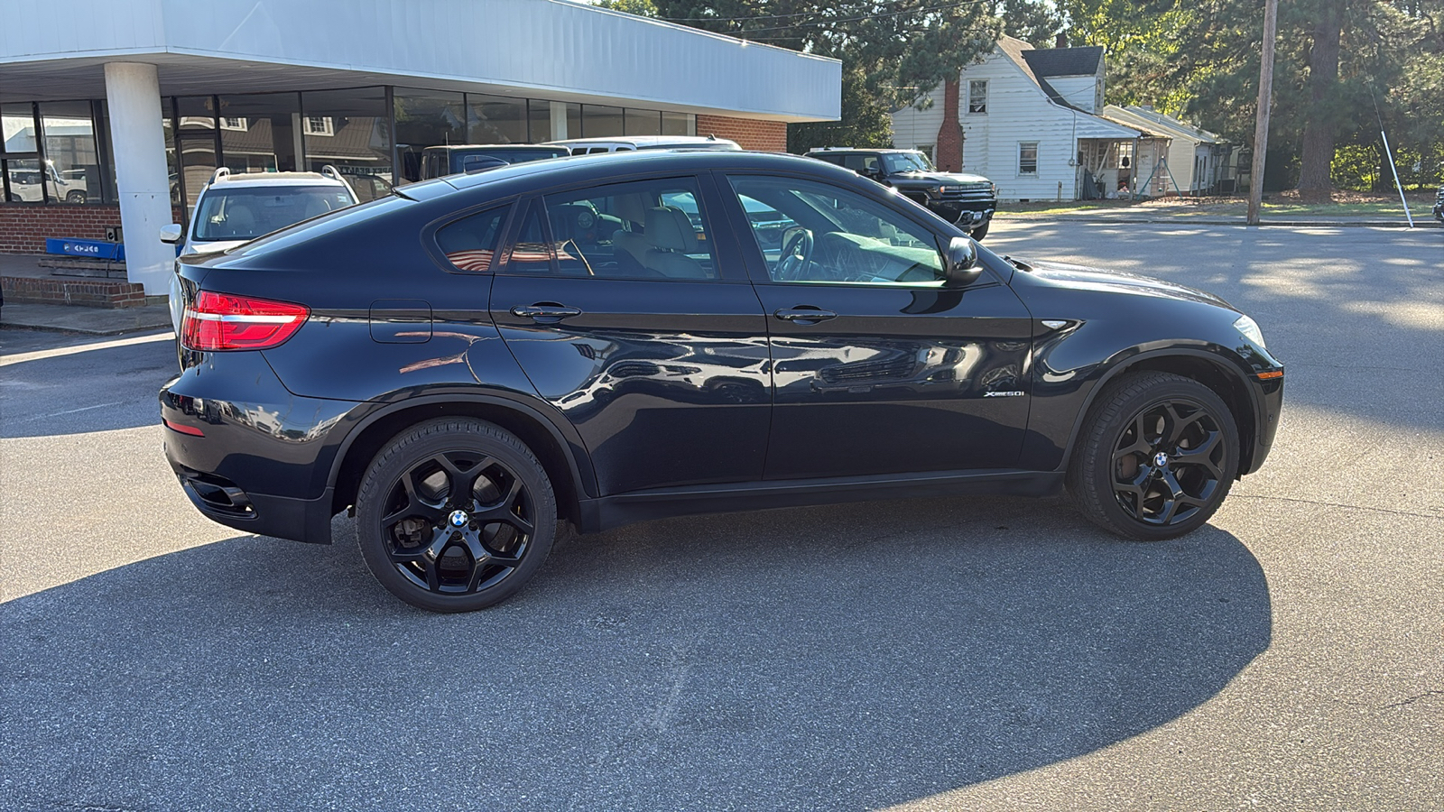 2013 BMW X6 xDrive50i 30