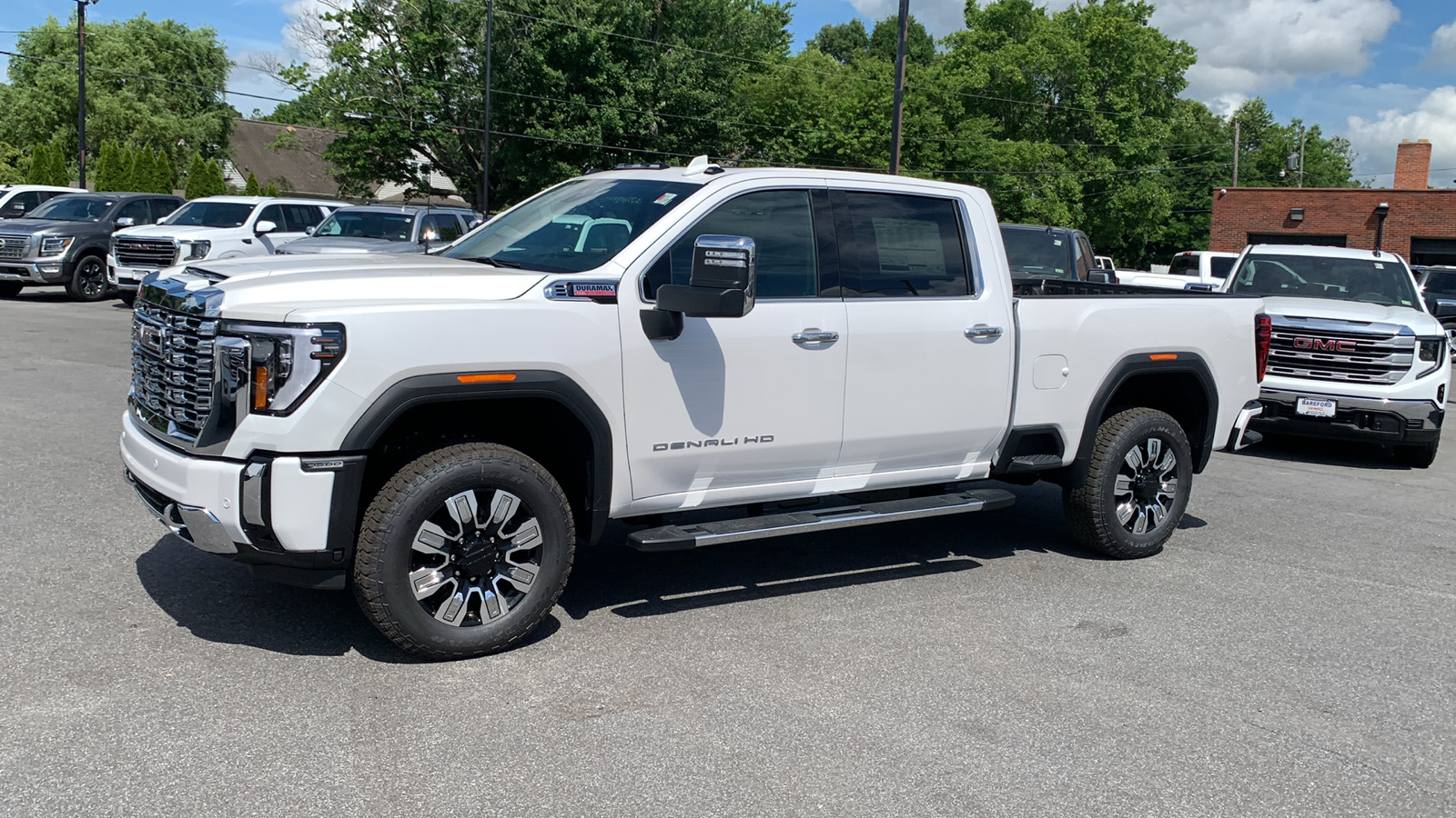 2024 GMC Sierra 3500HD Denali 2