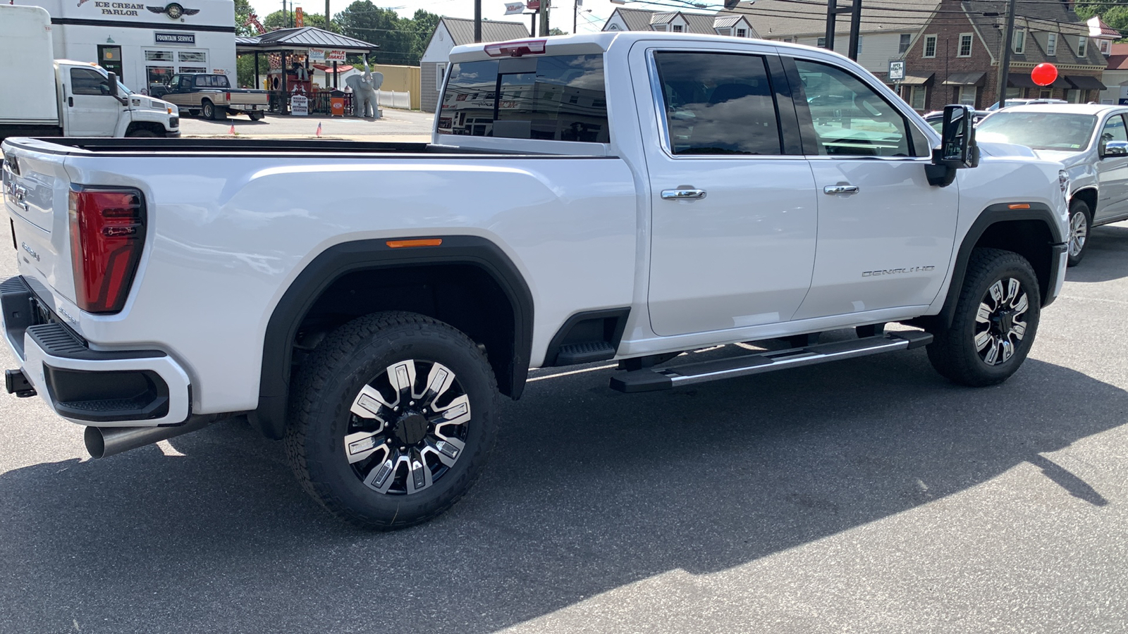 2024 GMC Sierra 3500HD Denali 41