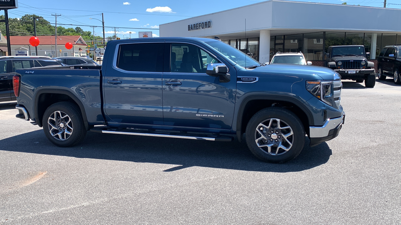 2024 GMC Sierra 1500 SLE 36