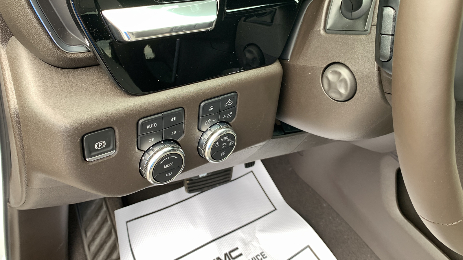 2024 GMC Sierra 1500 SLT 15