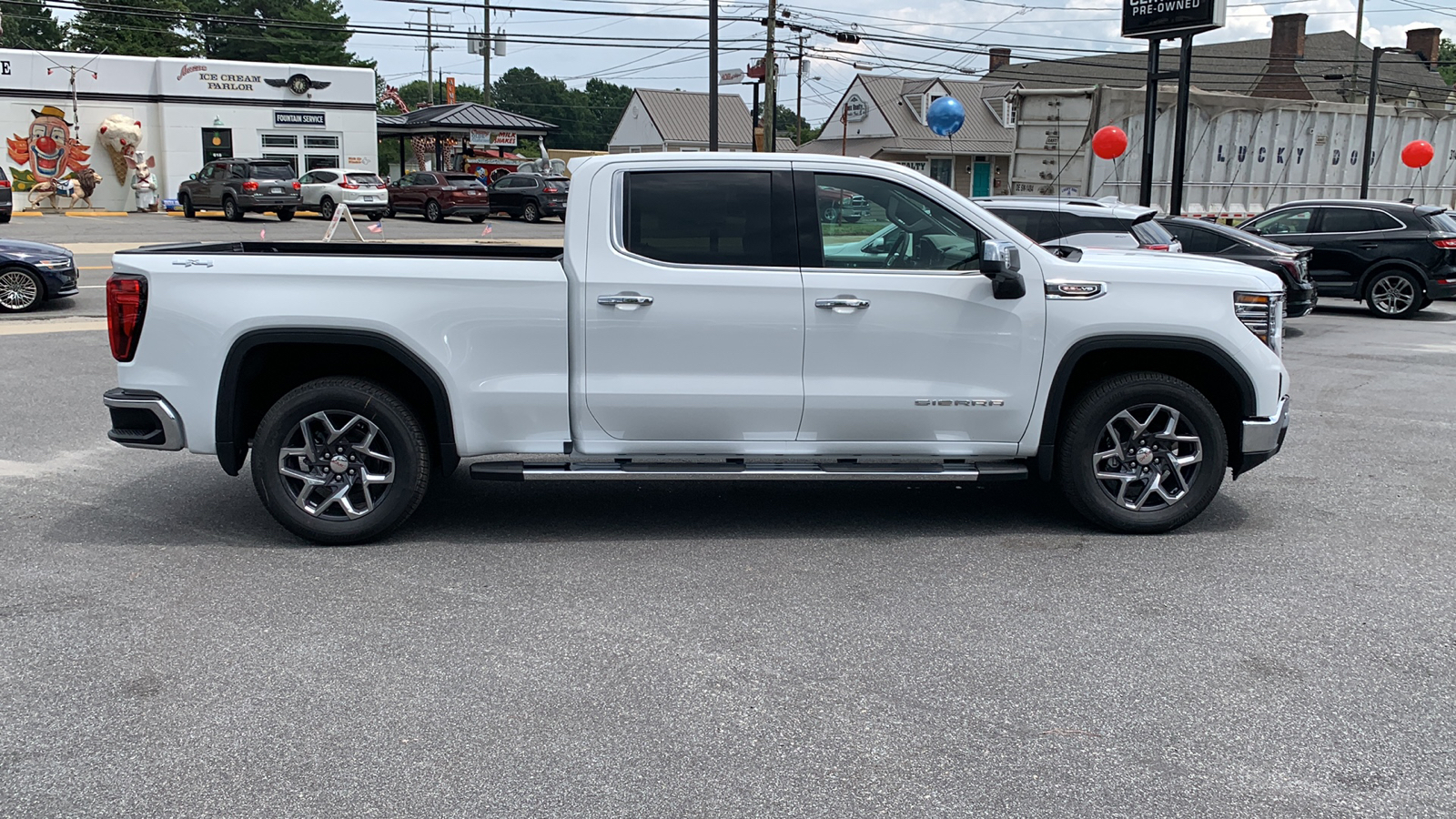 2024 GMC Sierra 1500 SLT 40