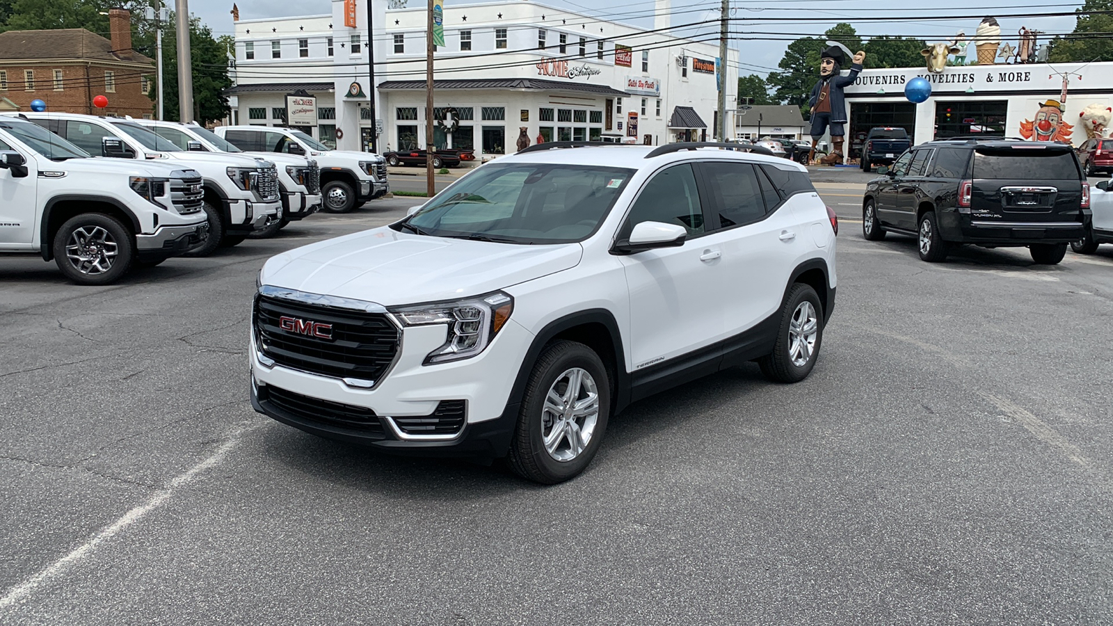 2024 GMC Terrain SLE 1