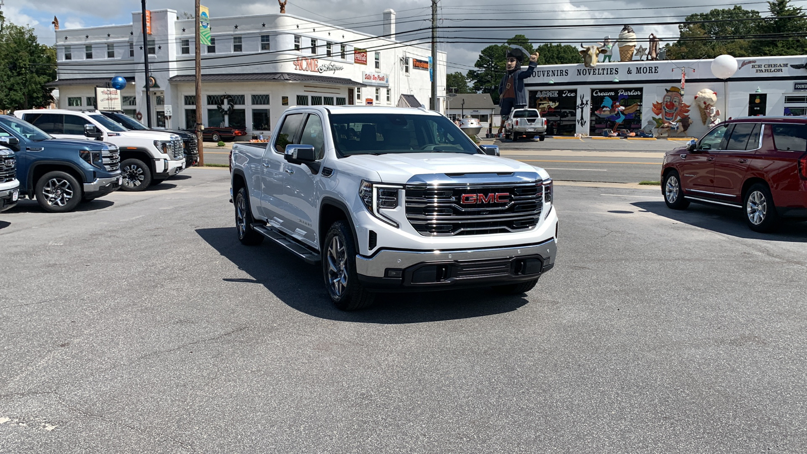 2024 GMC Sierra 1500 SLT 42