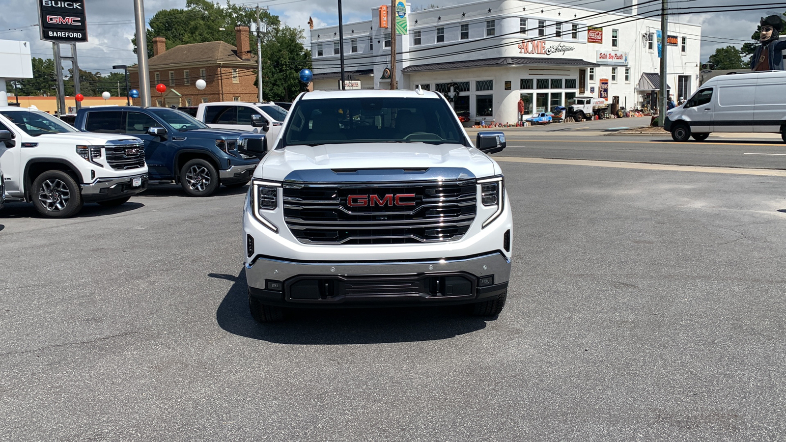 2024 GMC Sierra 1500 SLT 43