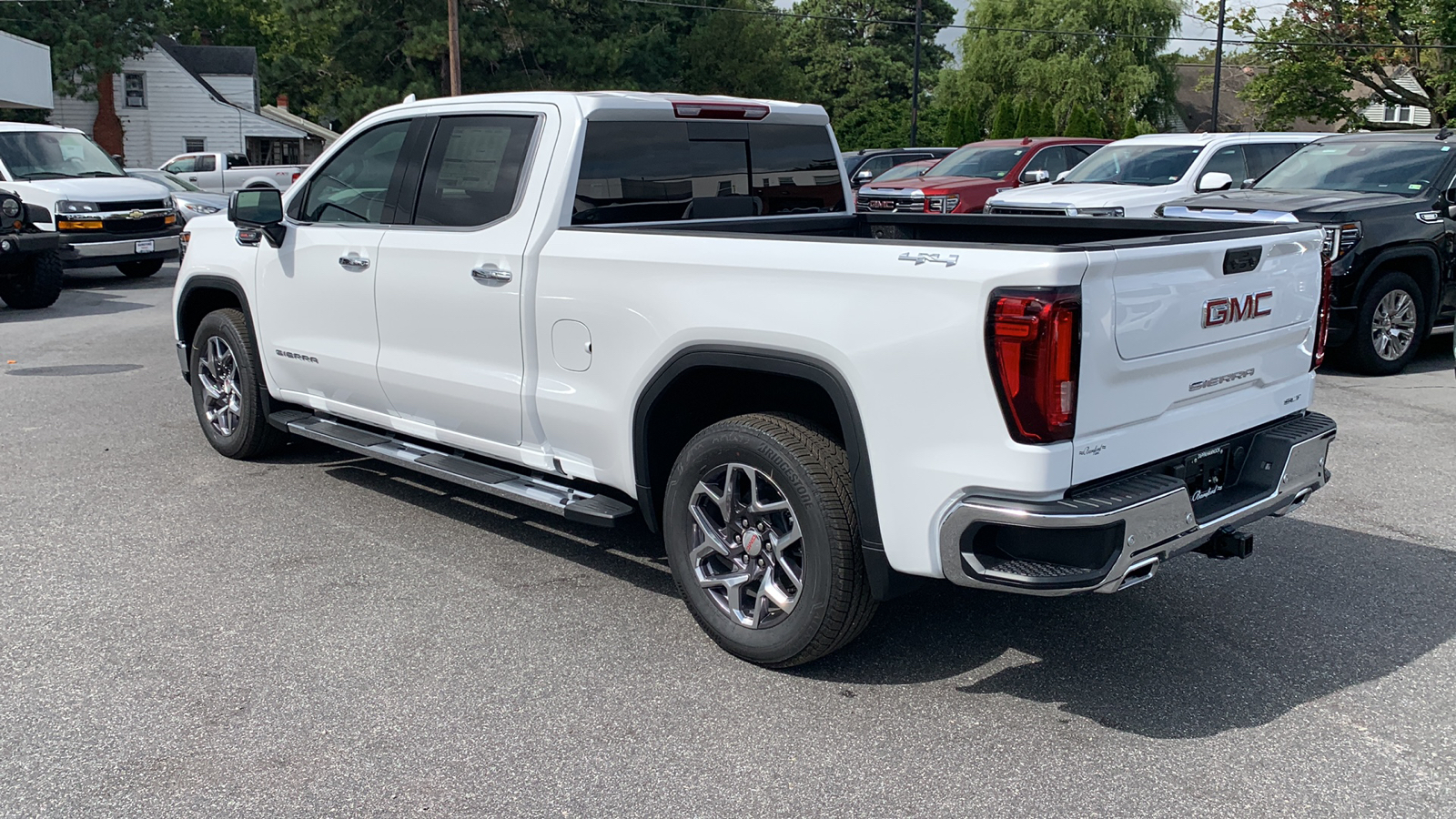 2024 GMC Sierra 1500 SLT 31