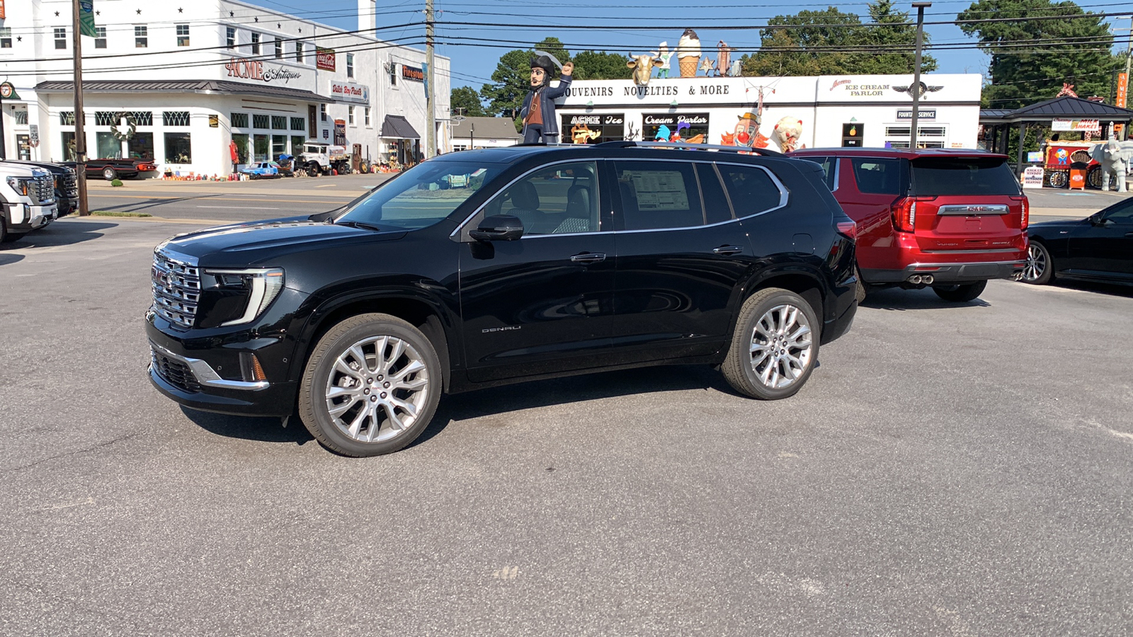 2024 GMC Acadia AWD Denali 2