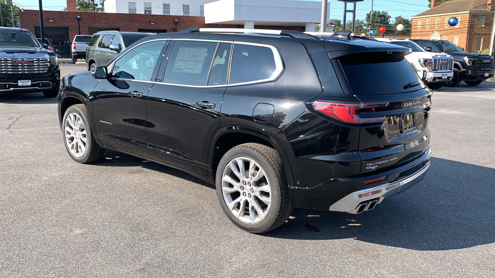 2024 GMC Acadia AWD Denali 30