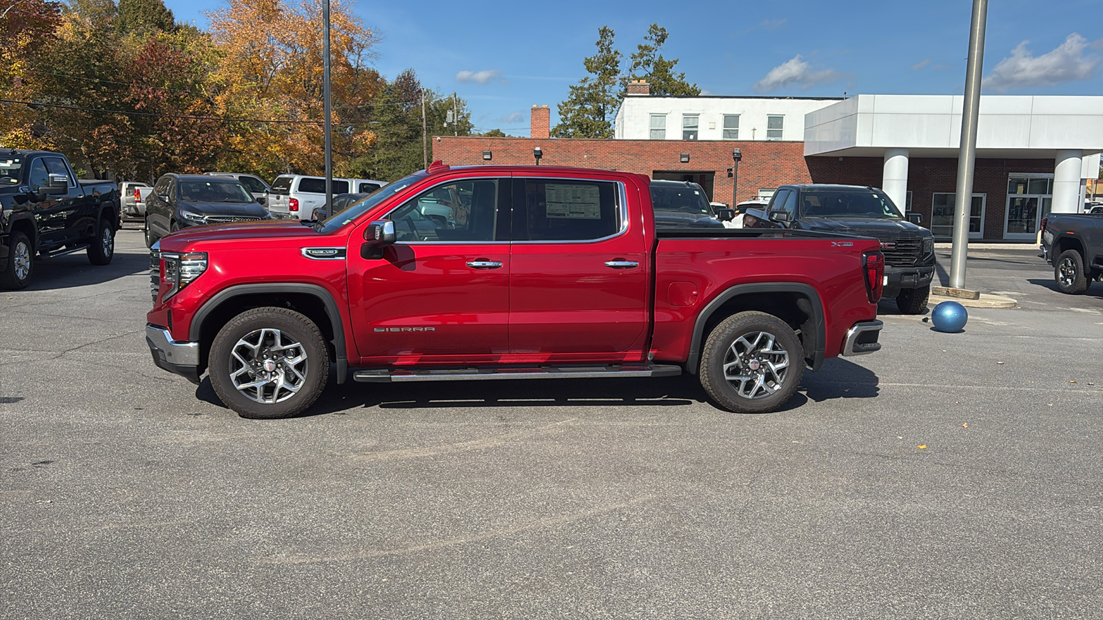 2024 GMC Sierra 1500 SLT 3